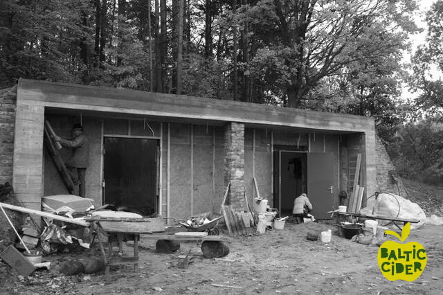 2017 – Abuls – Construction of the Apple Cellar